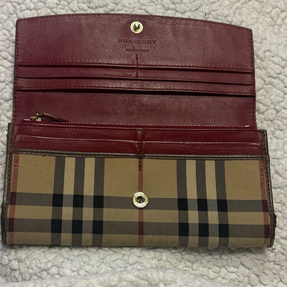 Burberry Continental Wallet Brown and Red - Picture 5 of 16